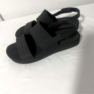 REEF Women Sz 9 Water Visa Sandals NWOT Black Ultimate Comfort Water Friendly